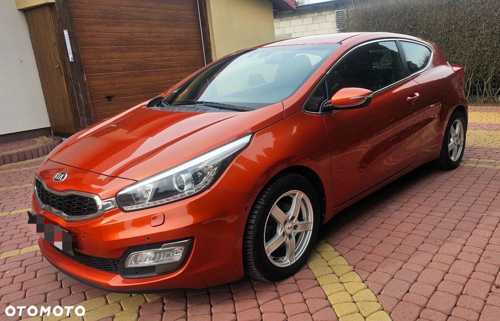 Kia ProCeed - 2