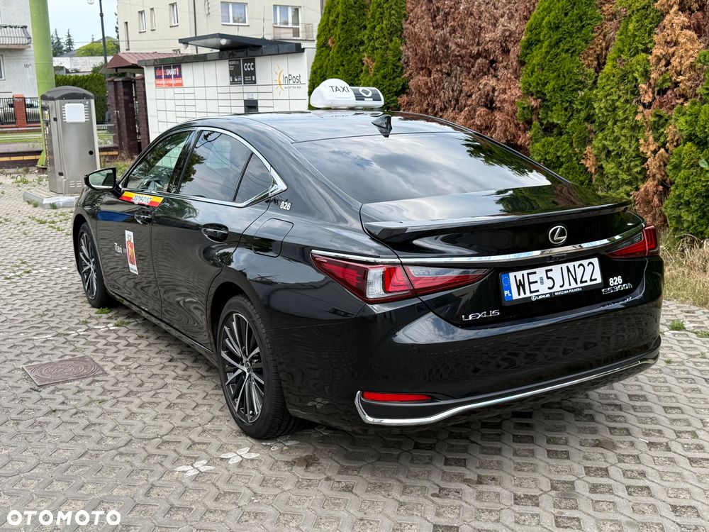 Lexus ES - 6