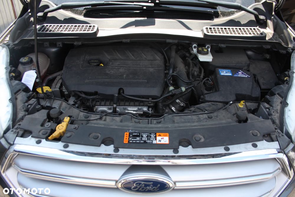 Ford Kuga 1.5 EcoBoost 2x4 Individual - 34