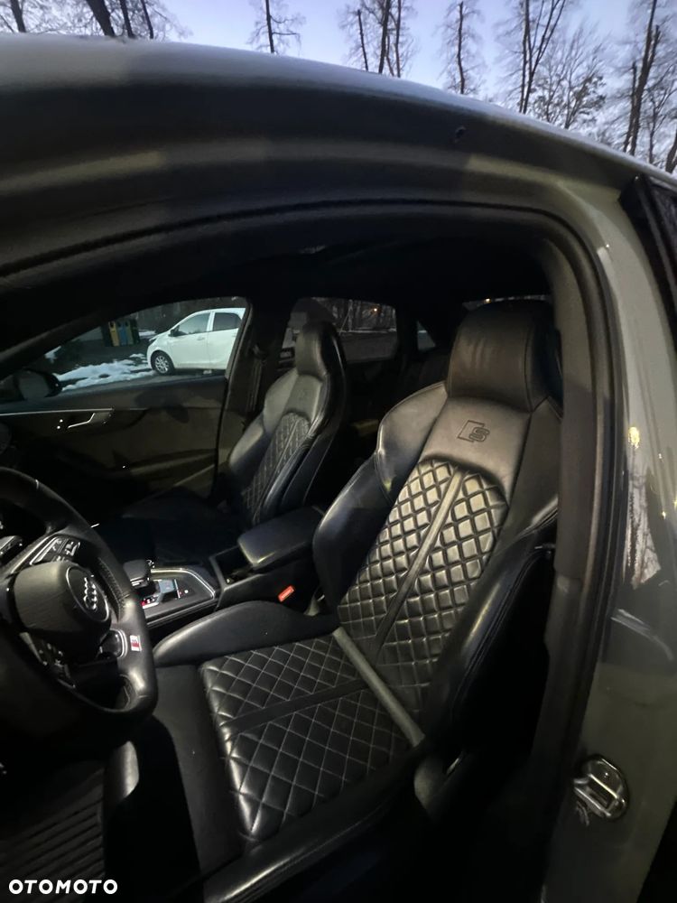 Audi S4 Limousine - 11