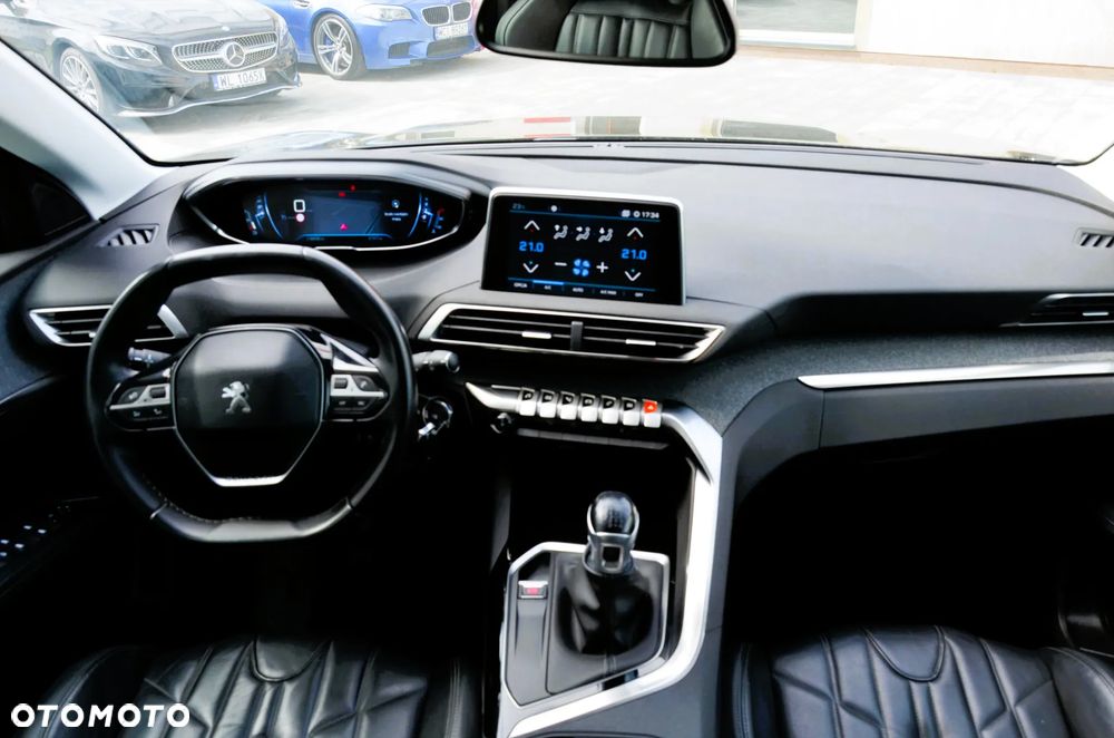 Peugeot 5008 1.5 BlueHDi Allure Pack S&S - 21