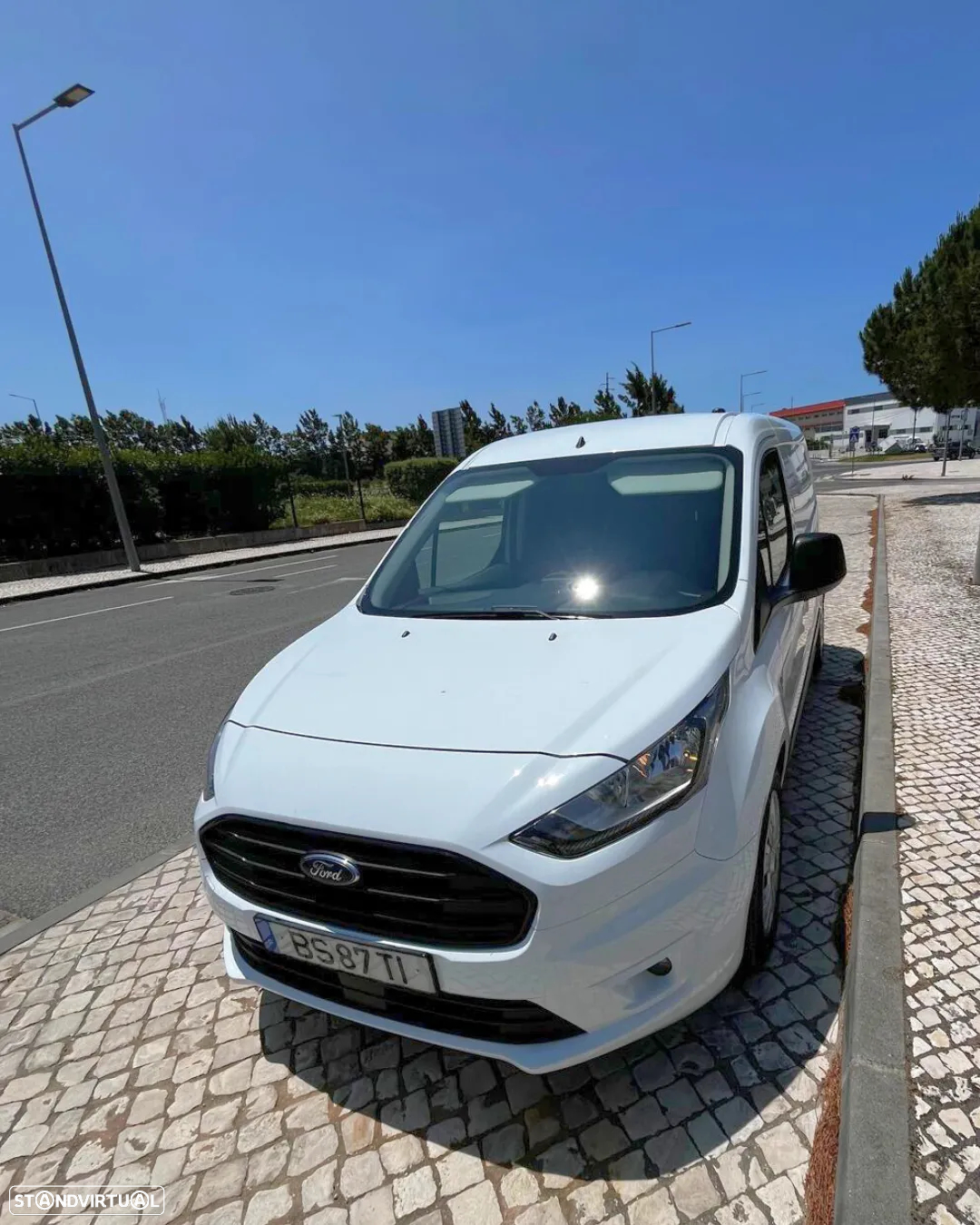 Ford TRANSIT CONNECT 1.5 EcoBlue L2 Trend - 2