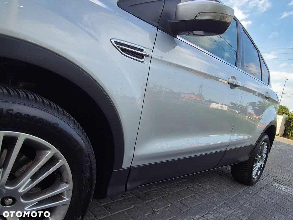 Ford Kuga 2.0 TDCi 4x4 Titanium - 19