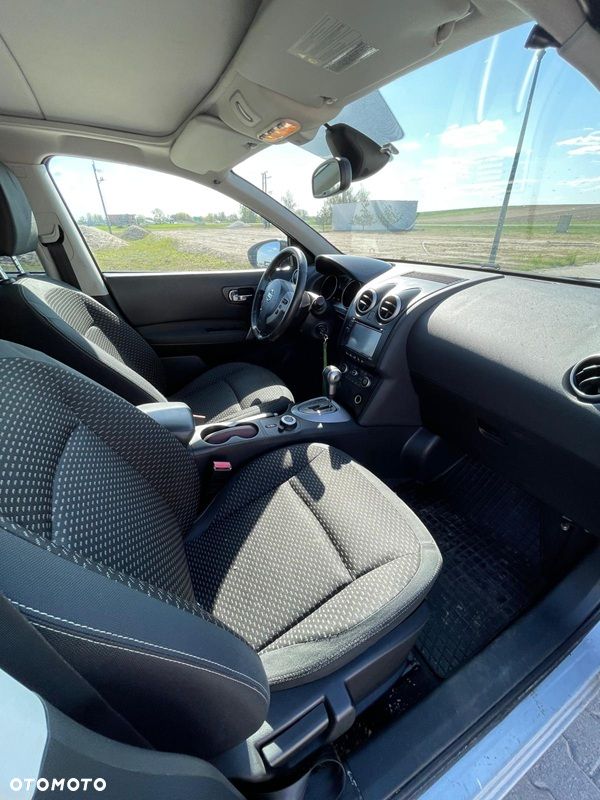 Nissan Qashqai - 10