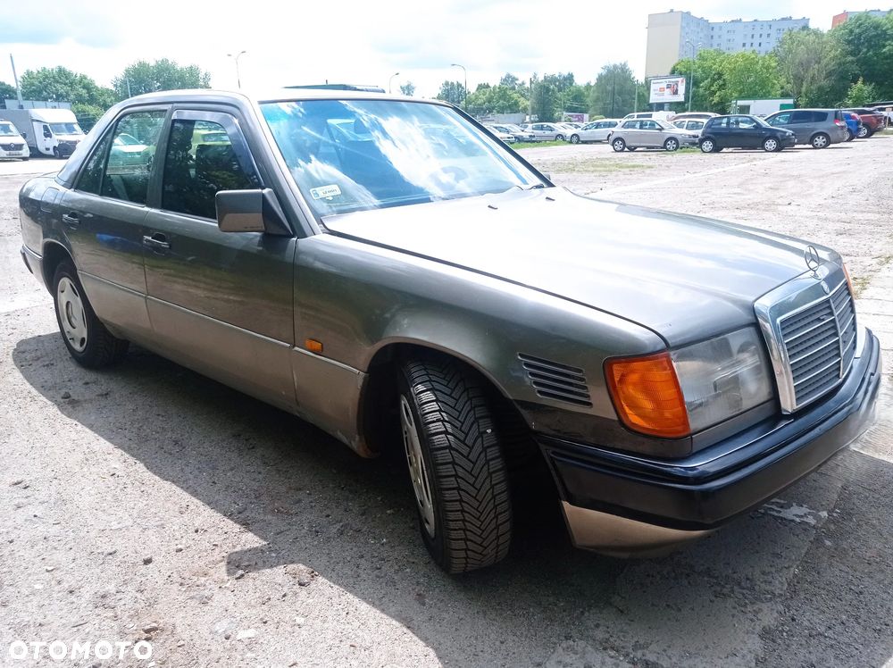Mercedes-Benz W124 (1984-1993) - 2