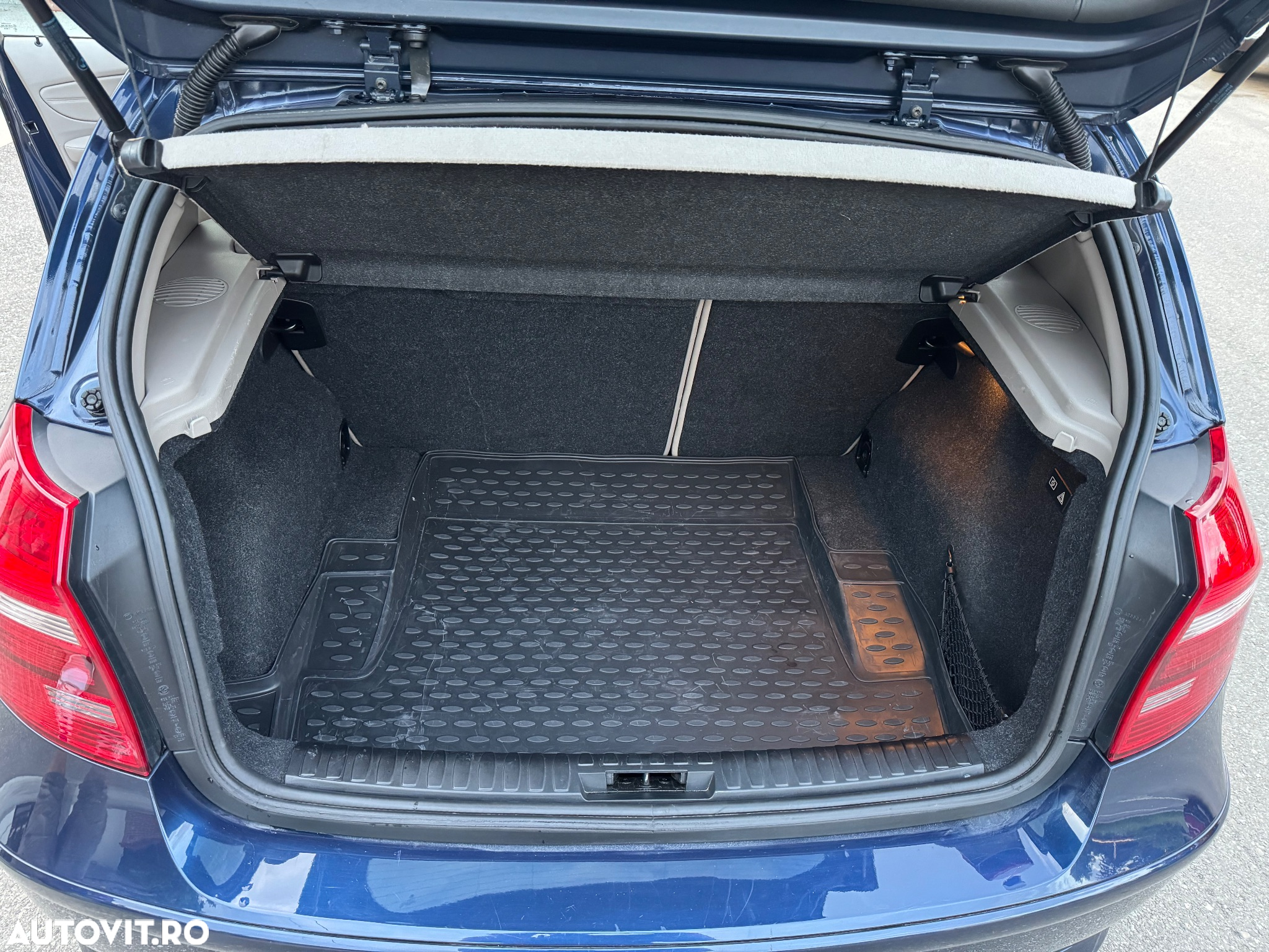 BMW Seria 1 118d DPF Edition Sport - 13