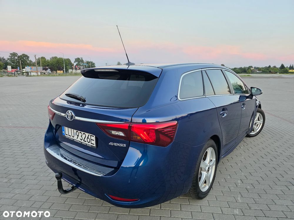 Toyota Avensis Touring Sports 1.8 Multidrive S Comfort - 8
