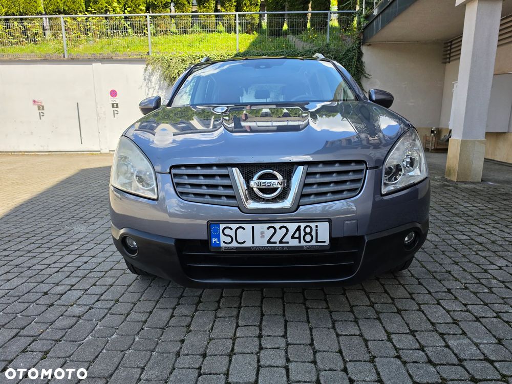 Nissan Qashqai 2.0 dCi 4x4 Tekna - 2