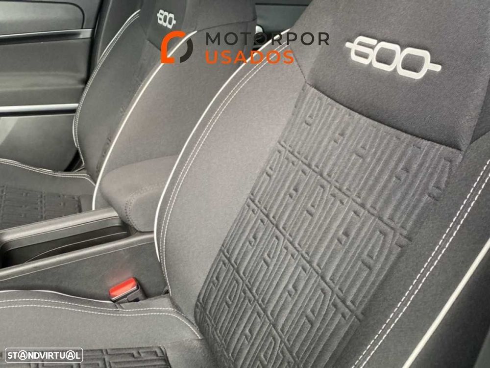 Fiat 600e 54 kWh (RED) - 20