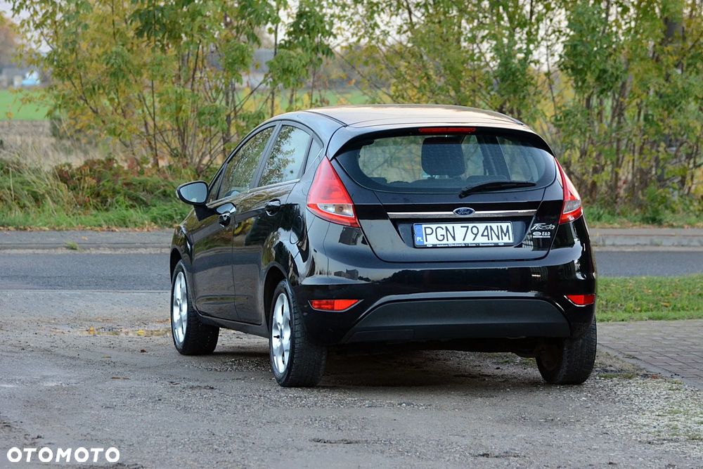 Ford Fiesta 1.25 Titanium - 9