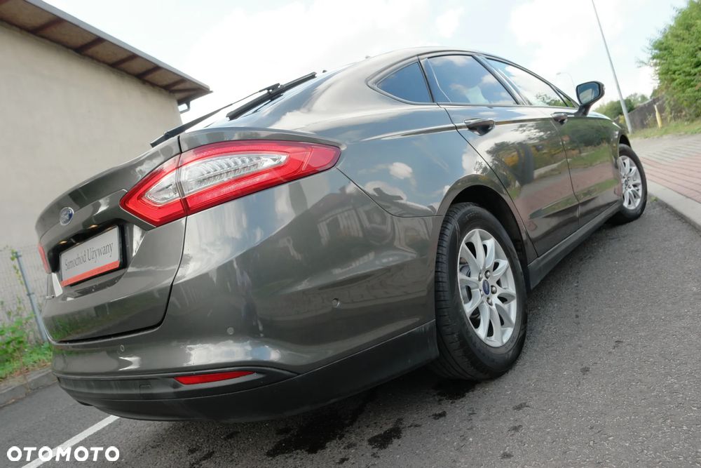 Ford Mondeo - 36