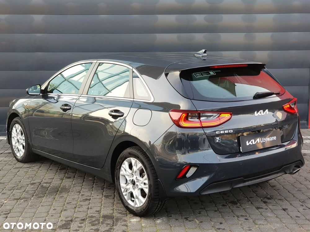Kia Ceed 1.5 T-GDI M - 8