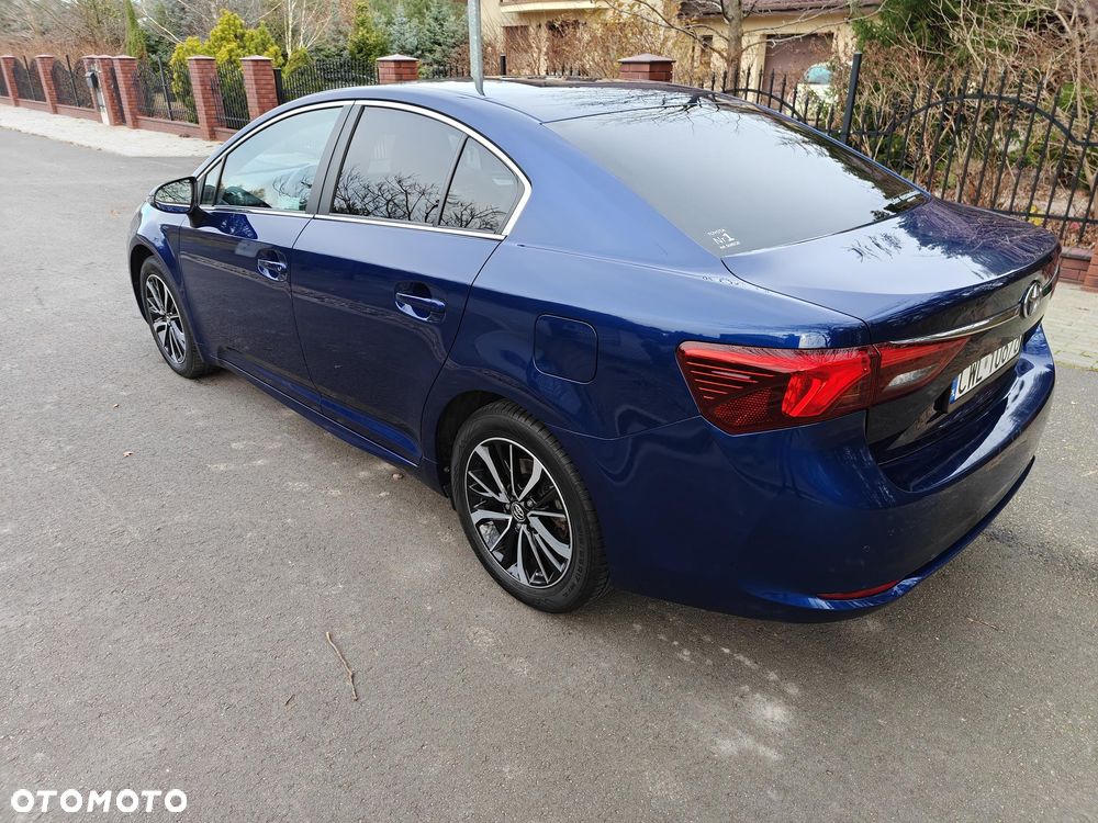 Toyota Avensis 1.8 Selection MS - 3