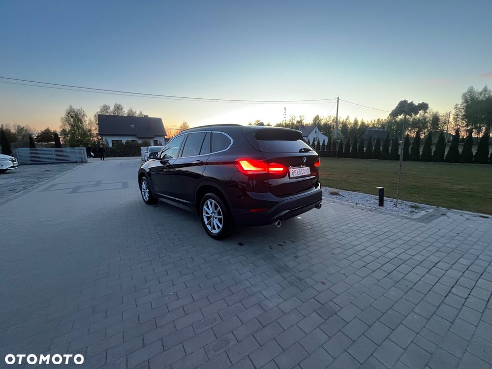 BMW X1 sDrive18d Advantage - 12
