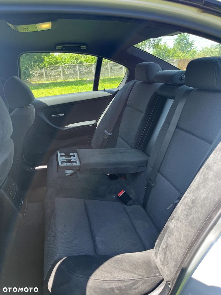 BMW Seria 3 318i Edition Sport - 11