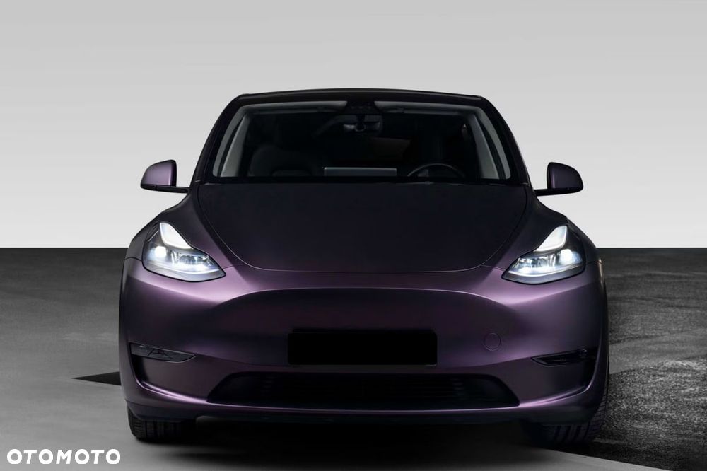 Tesla Model Y Performance Dual Motor AWD - 4