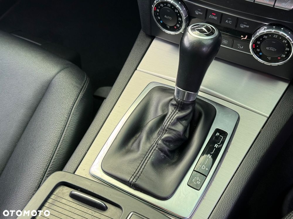 Mercedes-Benz Klasa C 350 CDI 7G-TRONIC Avantgarde Edition - 23