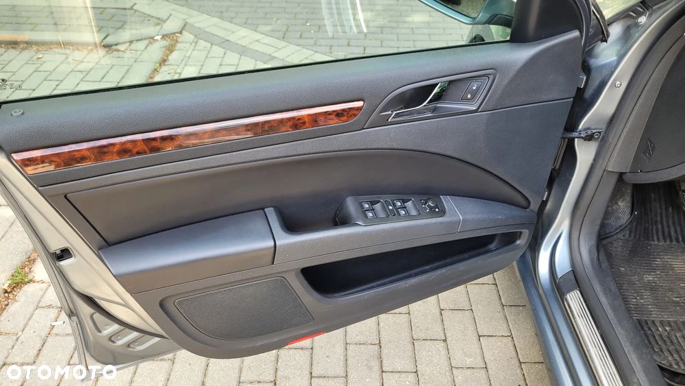 Skoda Superb 2.0 TDI Elegance - 11