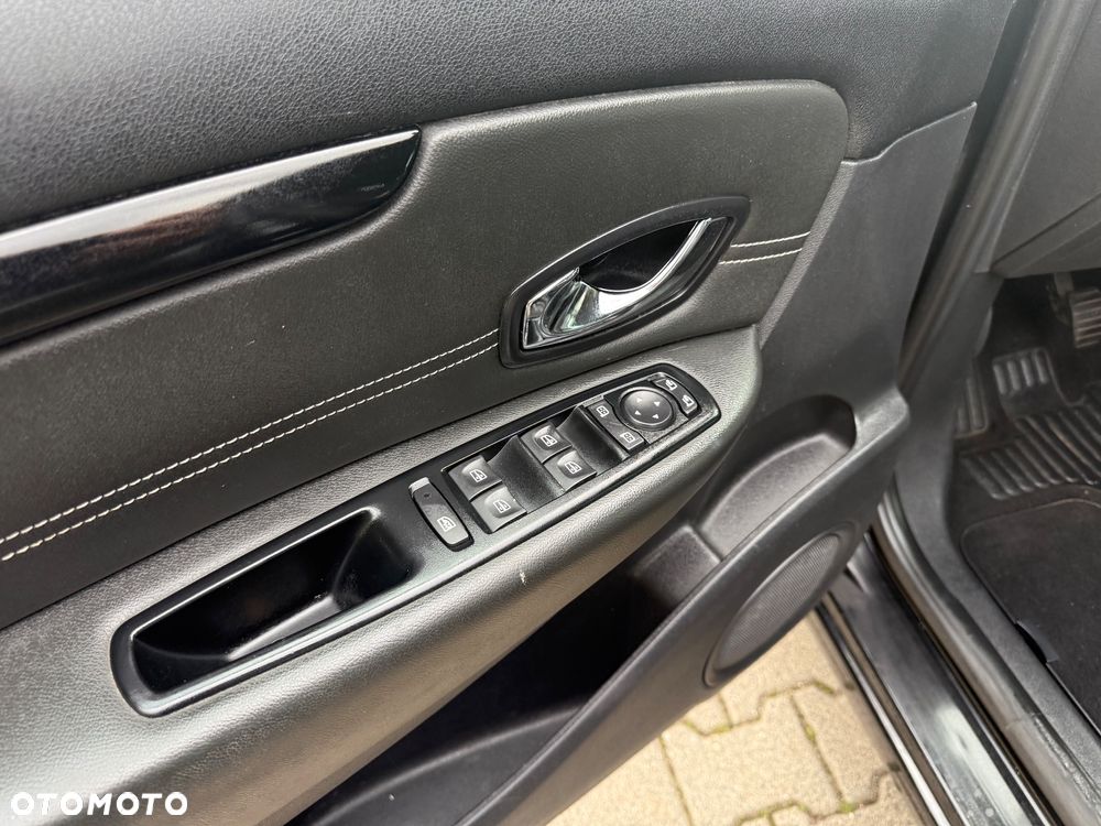 Renault Scenic - 13