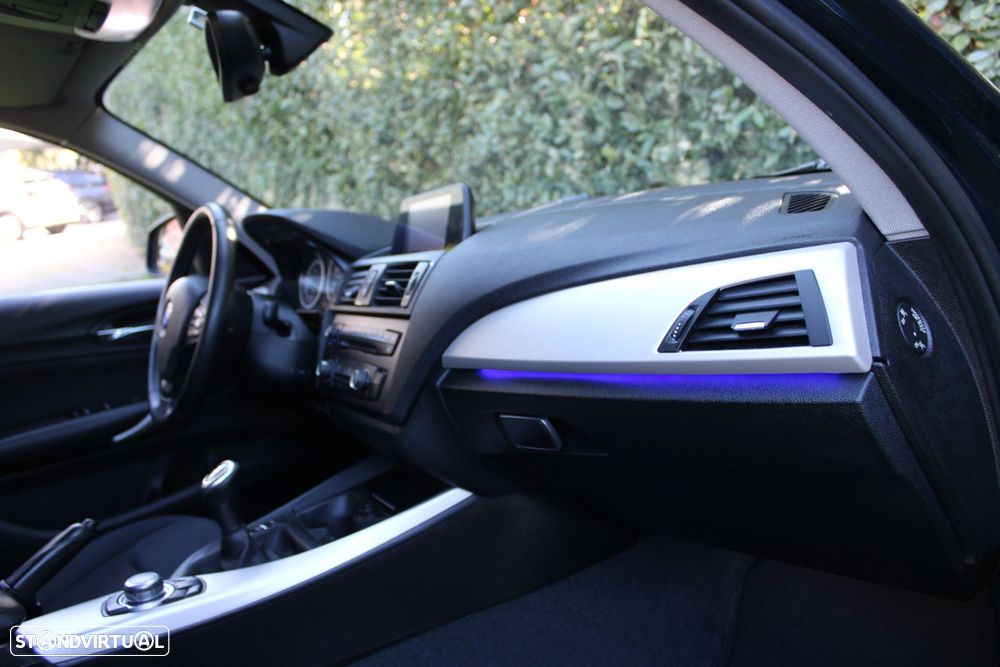 BMW 116 d EDynamics Line Sport - 24