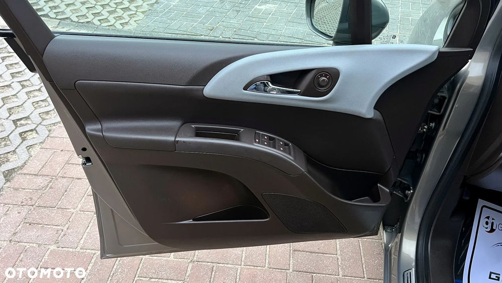 Opel Meriva 1.4 Ecoflex Innovation - 26