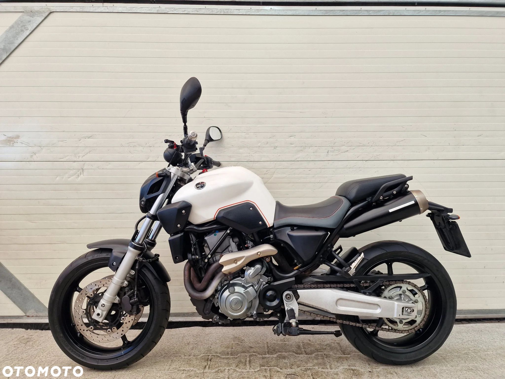Yamaha MT - 1