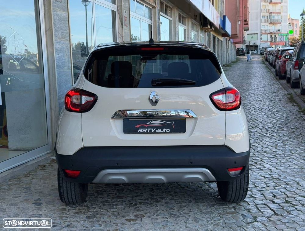 Renault Captur 1.5 dCi Exclusive - 14