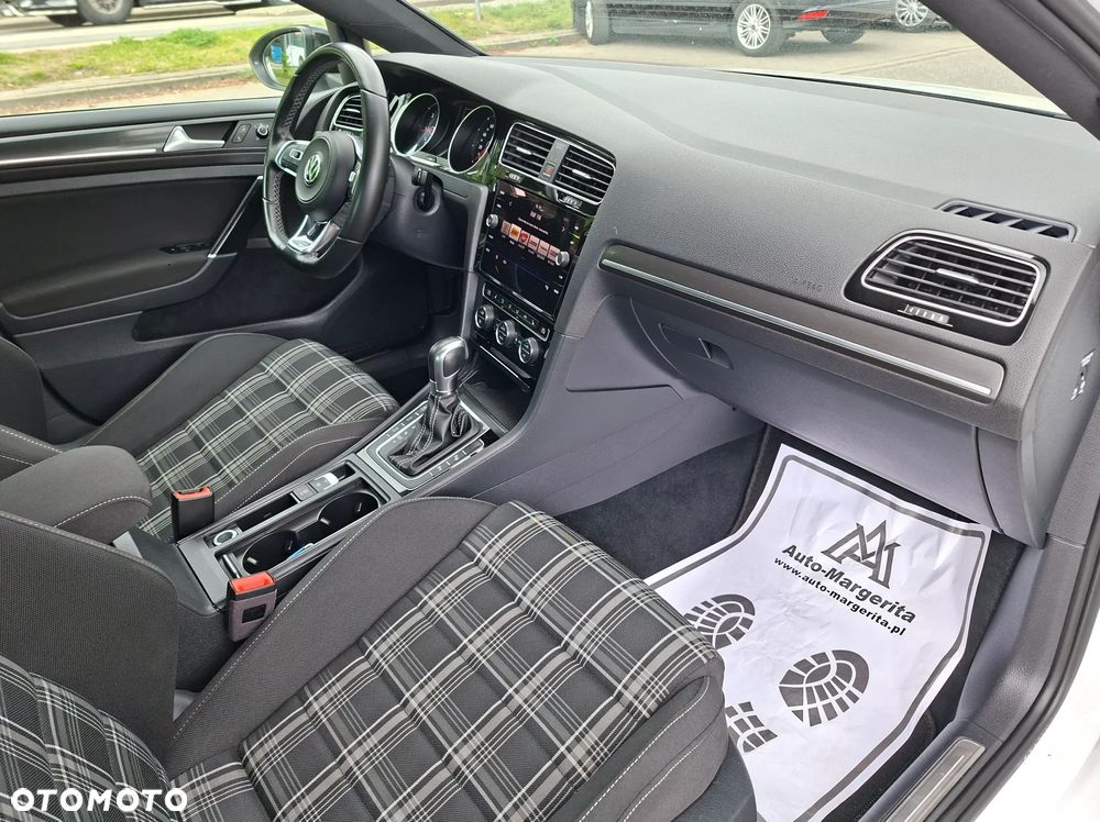 Volkswagen Golf GTD (BlueMotion Technology) DSG - 28