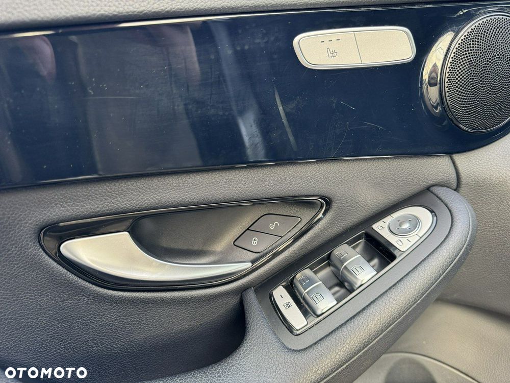 Mercedes-Benz Klasa C 180 T Avantgarde - 16