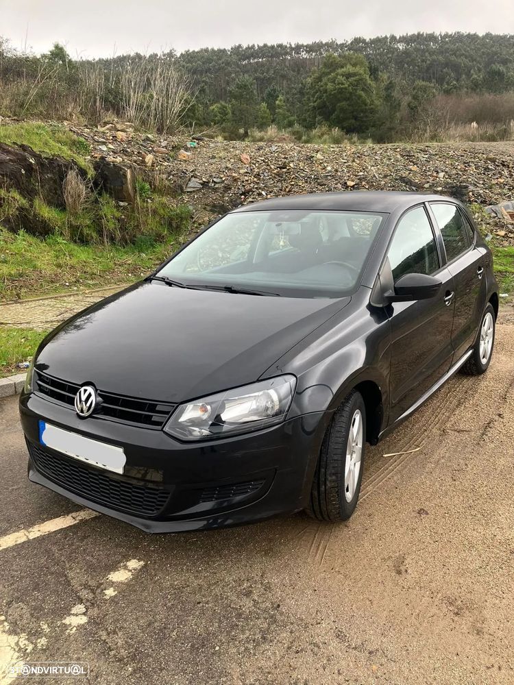 VW Polo 1.6 TDI Confortline BlueMotion - 2