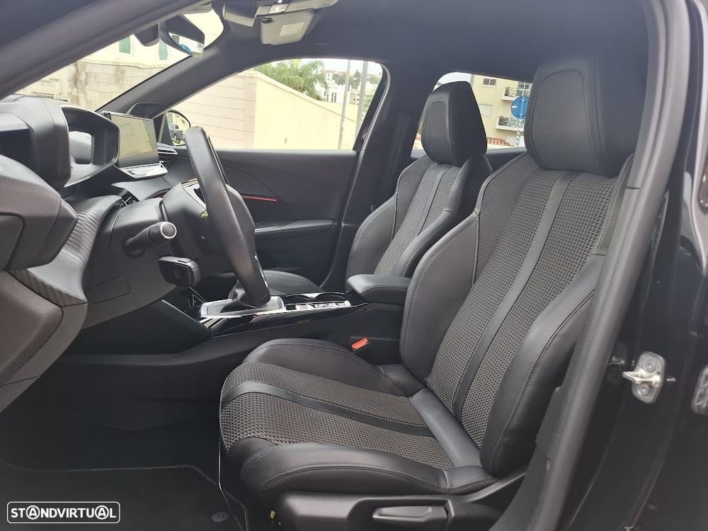 Peugeot 2008 1.2 PureTech GT Line - 34