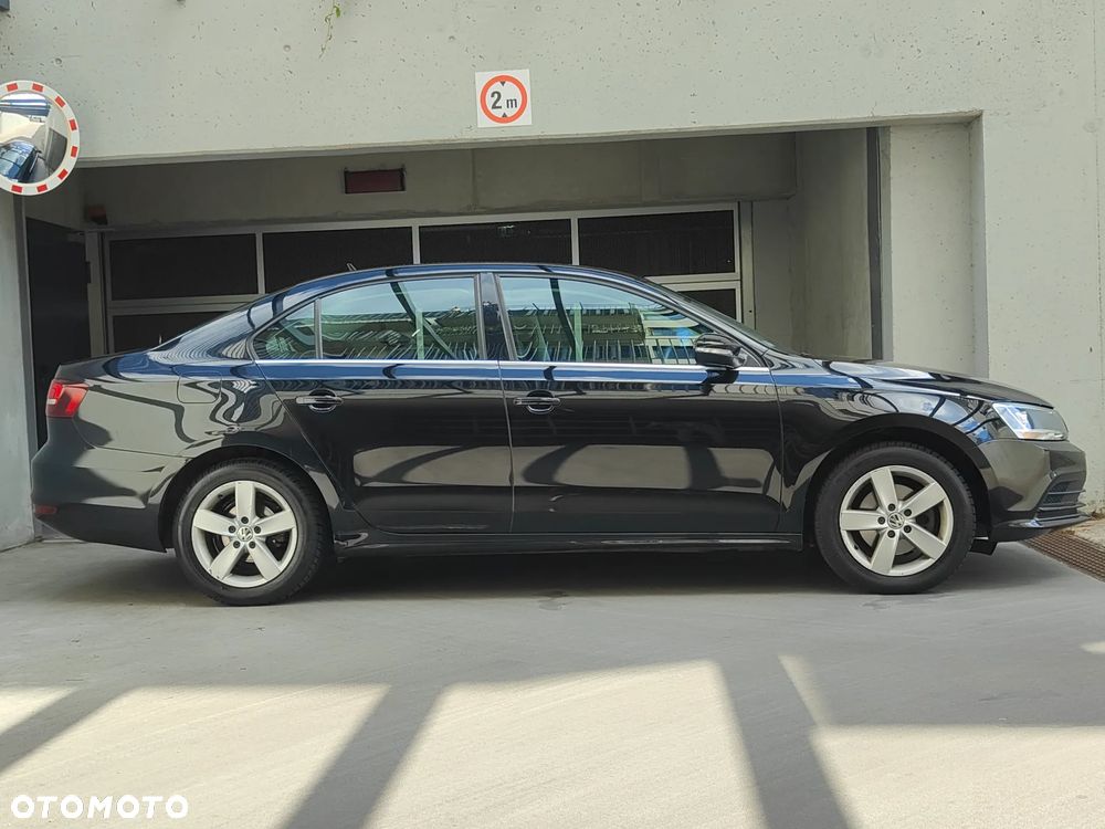Volkswagen Jetta 1.4 TSI BMT Comfortline - 12