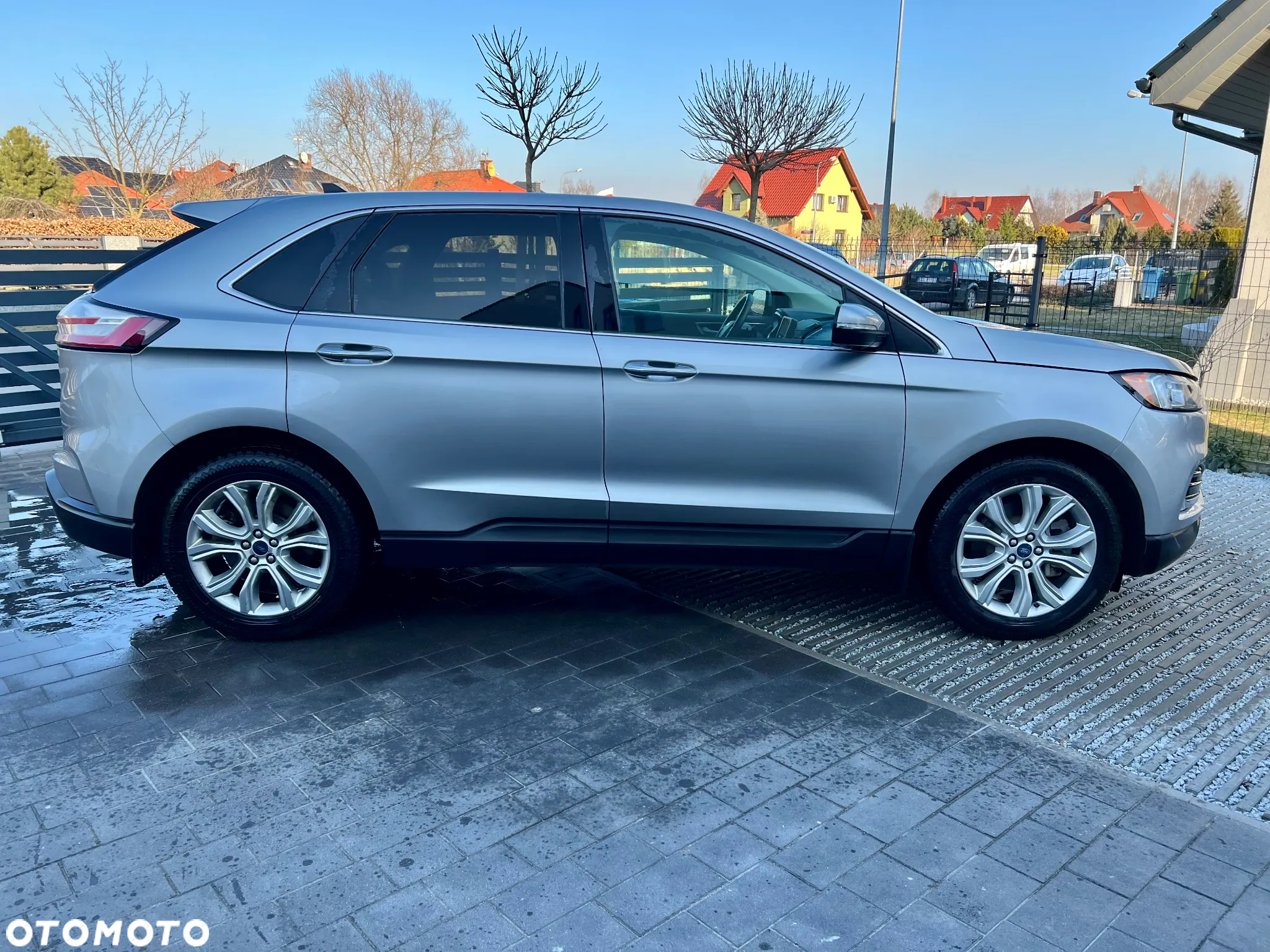 Ford Edge - 3
