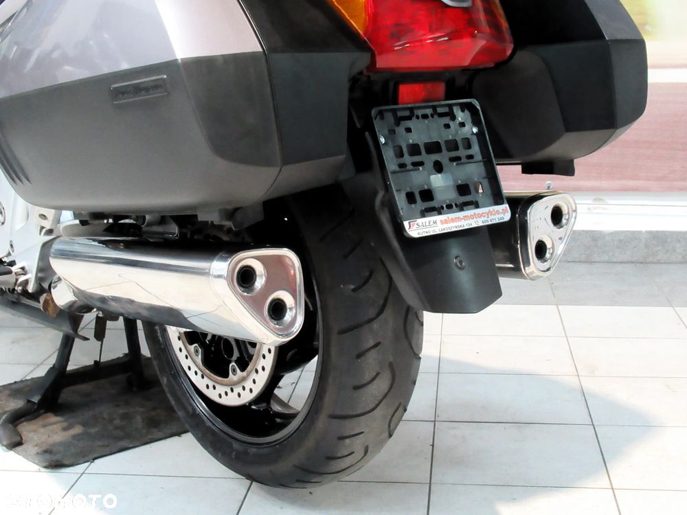Honda ST - 18