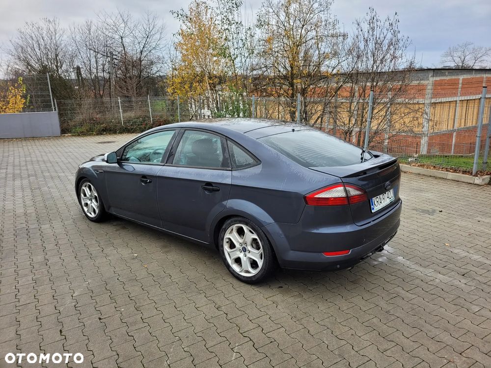 Ford Mondeo 1.8 TDCi Silver X - 9