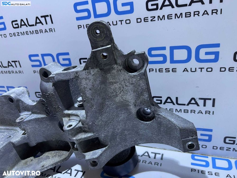 Suport Alternator Accesorii Motor cu Rola Intizatoare Curea Volkswagen Passat B6 2.0 CBAA CBAB CBBB CBAC CBDC 2005 - 2010 Cod 03L903143D [LR0904] - 4