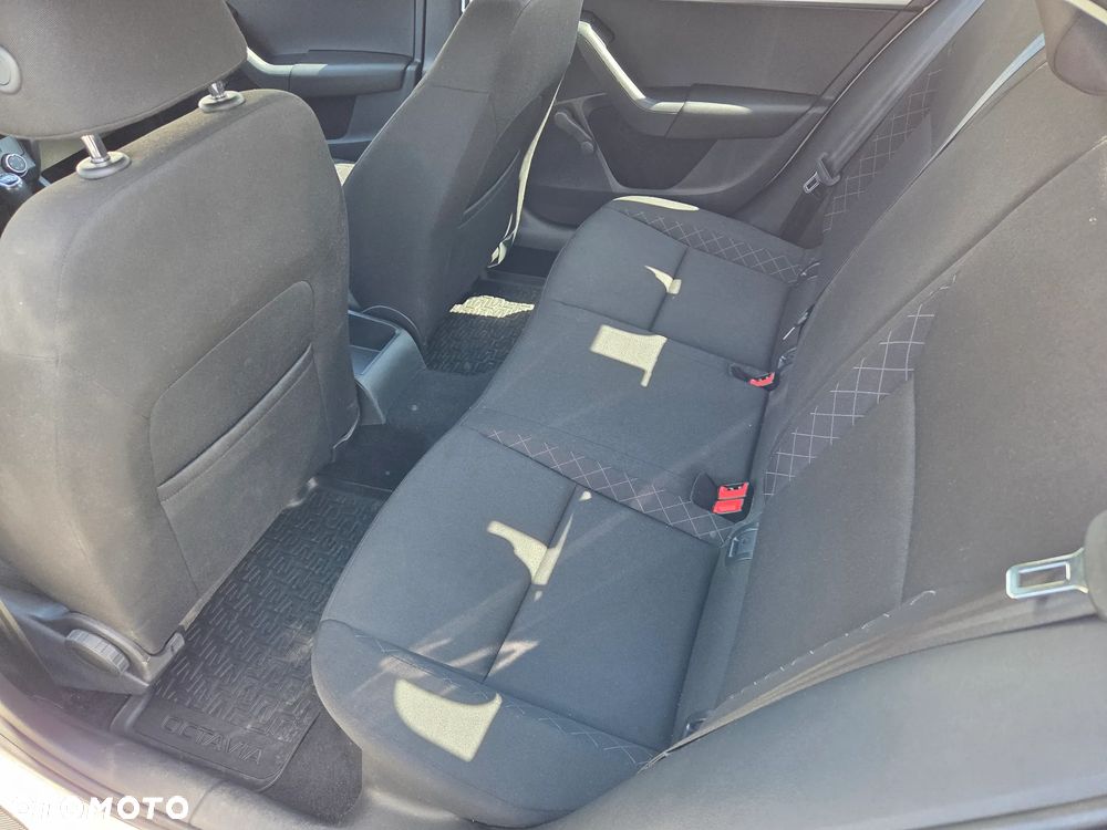 Skoda Octavia 1.6 TDI Active - 4