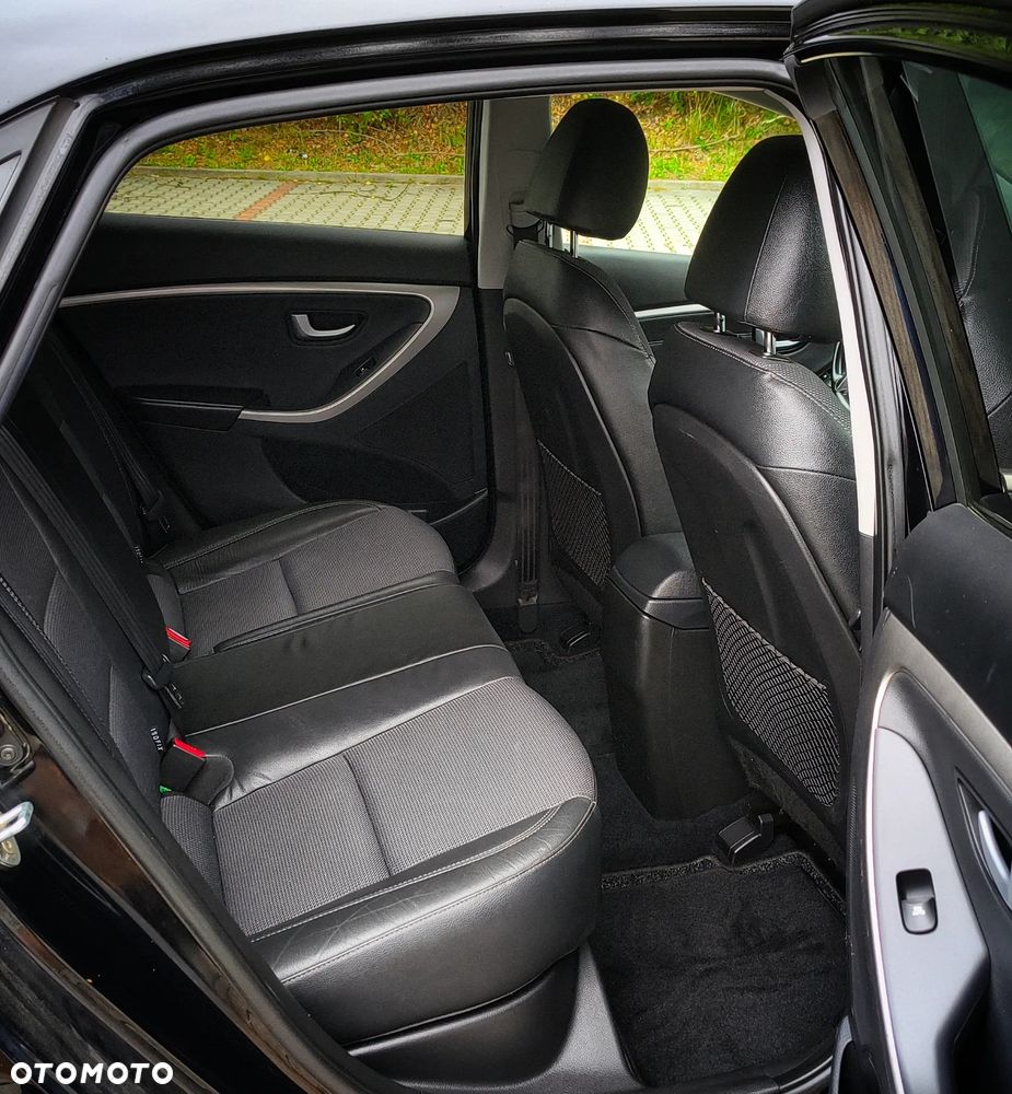 Hyundai i30 1.6 GDI Premium - 15