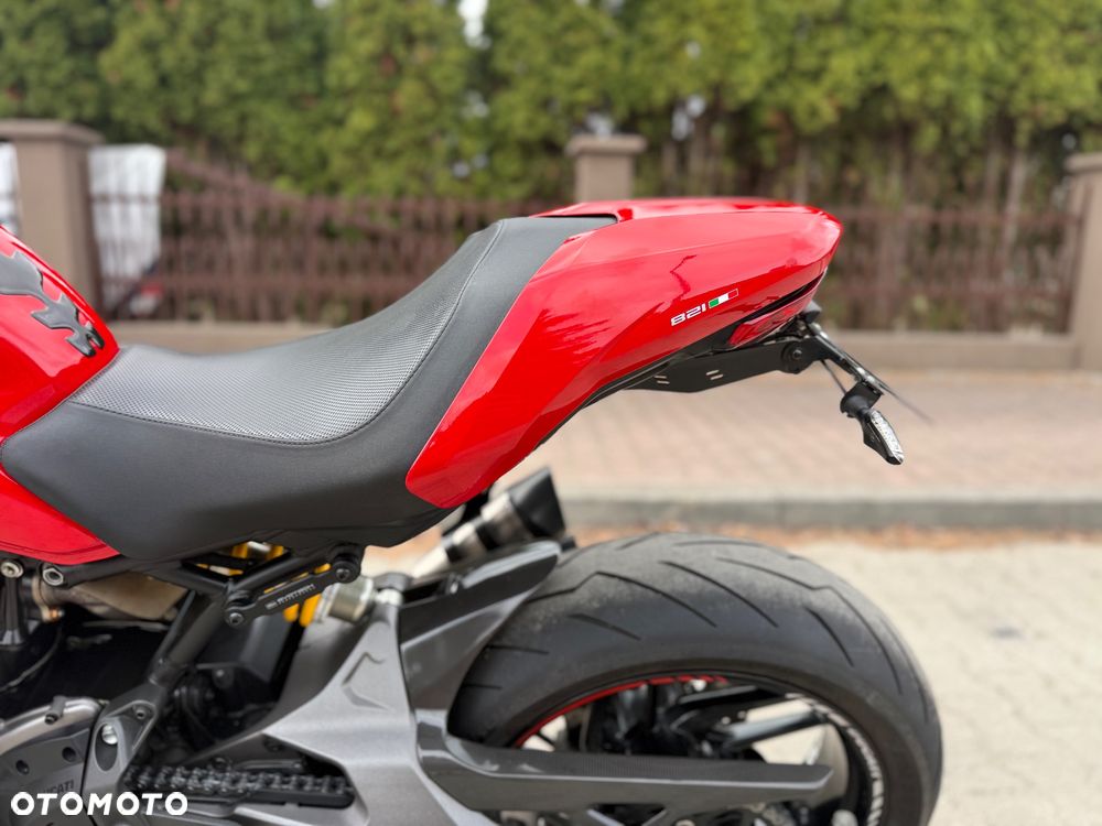 Ducati Monster - 26