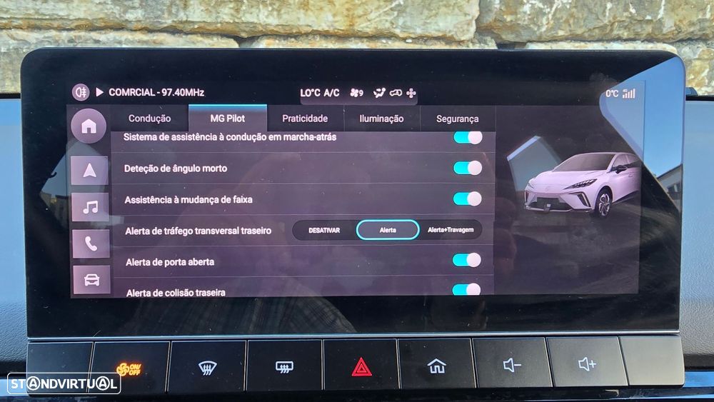 MG MG4 64 kWh Luxury - 26