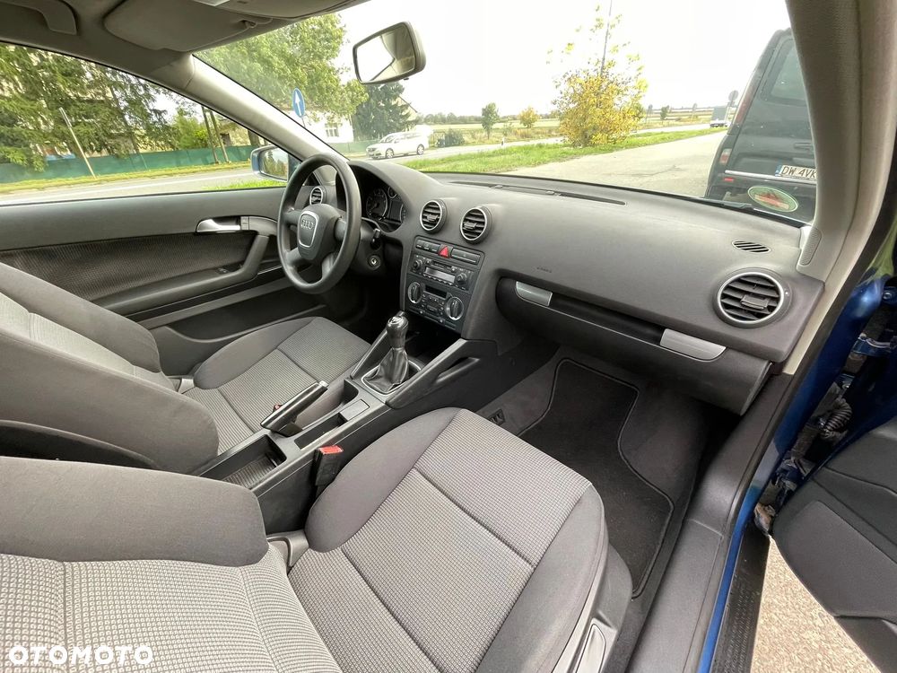 Audi A3 1.6 Limited Edition - 5