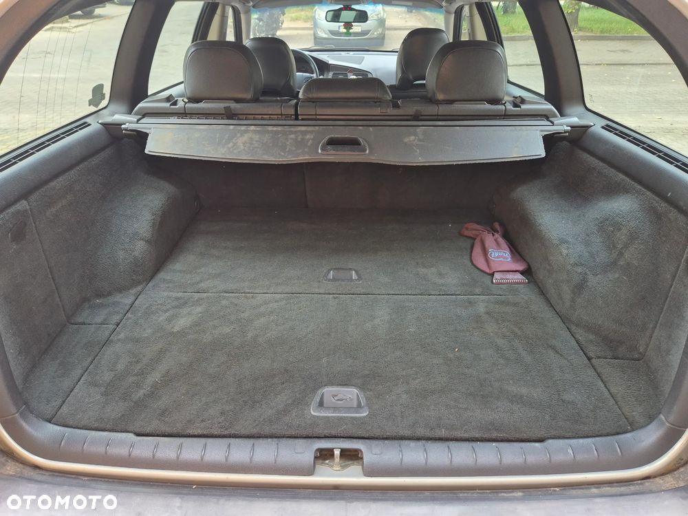 Volvo V70 2.4D5 - 11