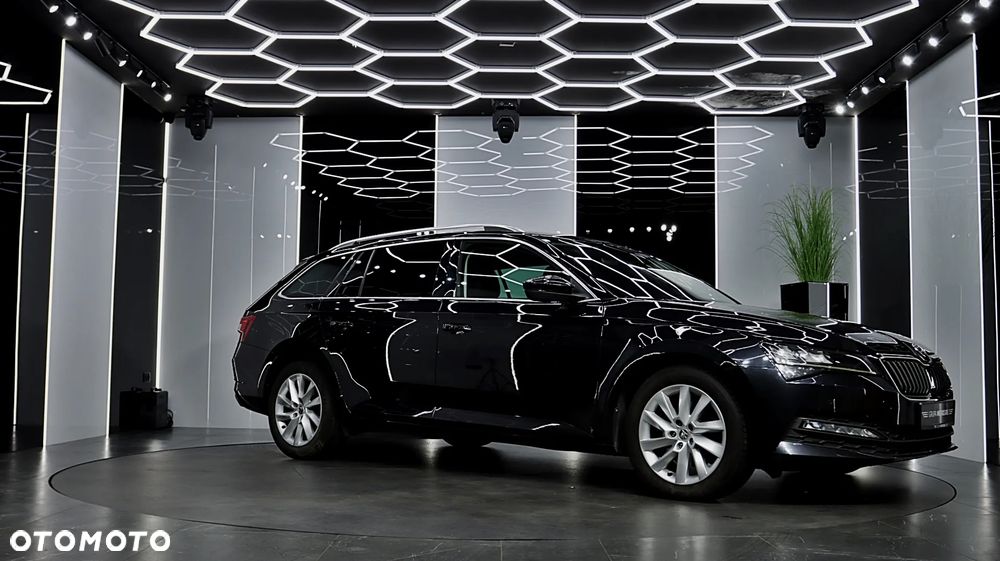 Skoda Superb 2.0 TDI SCR Ambition DSG - 11