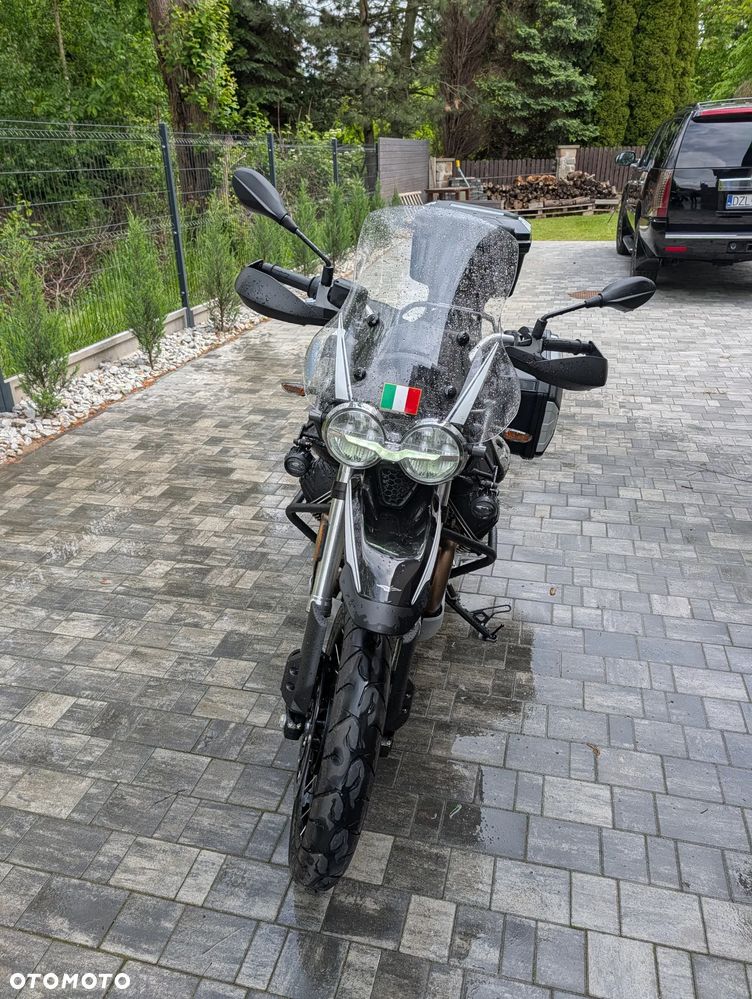 Moto Guzzi V85 - 3