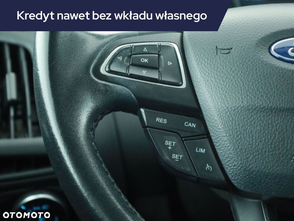 Ford Focus SW - 15