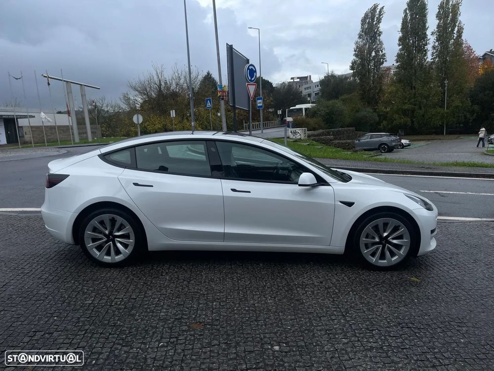 Tesla Model 3 Standard Range Plus RWD - 11