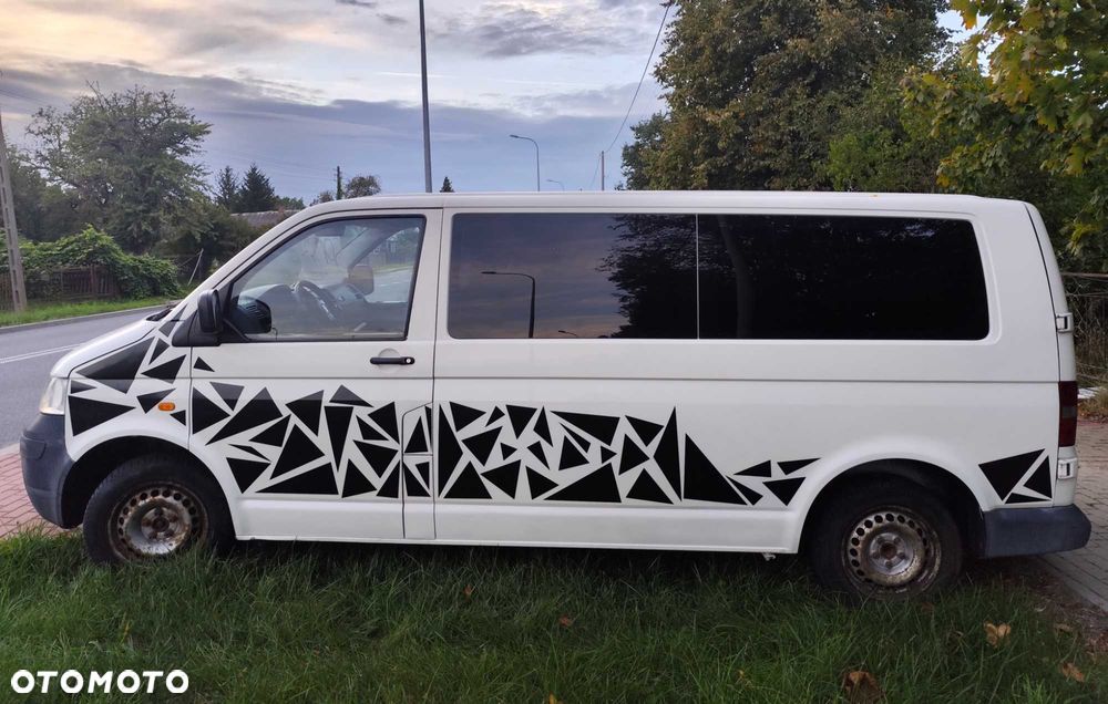 Volkswagen Transporter - 2