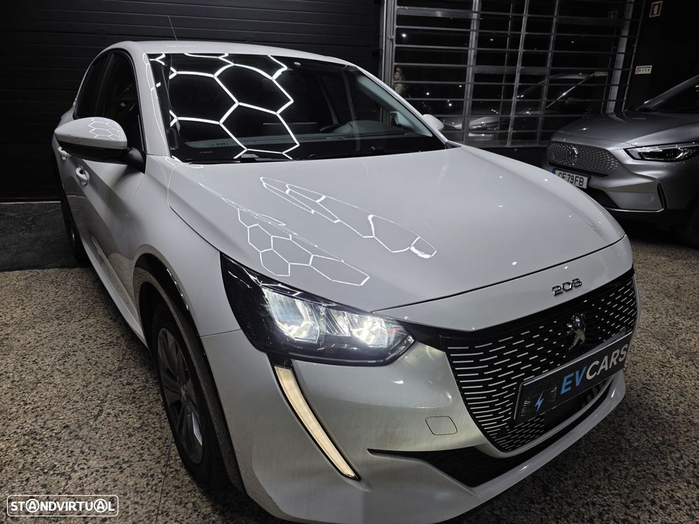 Peugeot e-208 Active Pack - 28