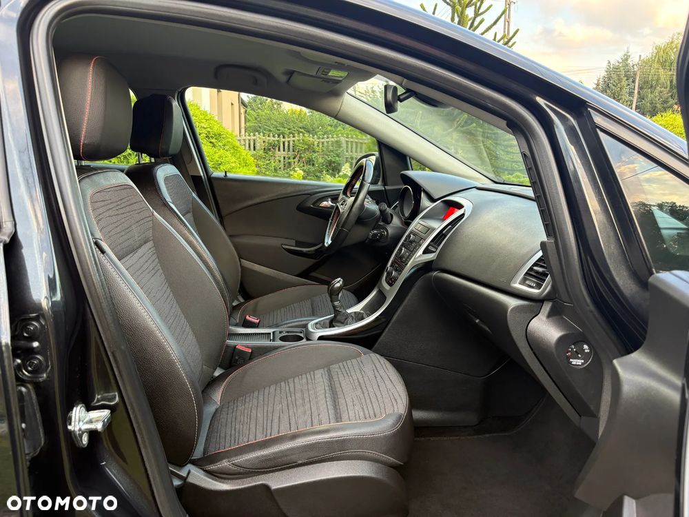 Opel Astra 1.4 Turbo Cosmo - 20