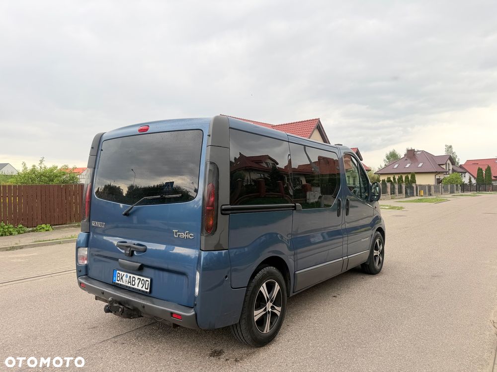 Renault Trafic - 22
